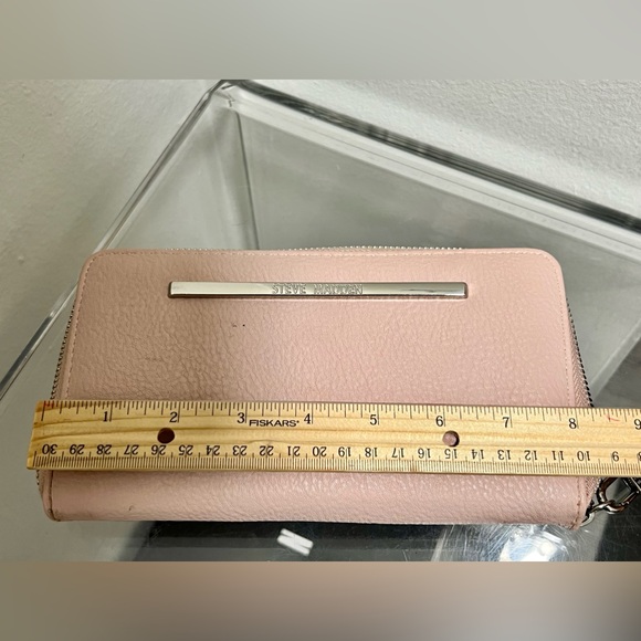 Steve Madden Pink Wristlet Wallet - Picture 3 of 4